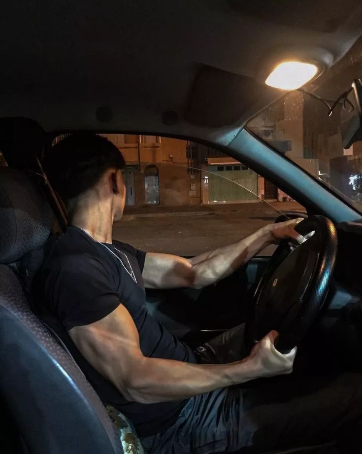 <em>Mateo Gonzalez </em><strong>✓</strong>