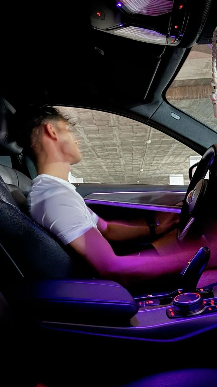 <strong>Axel Lopez ✓</strong>